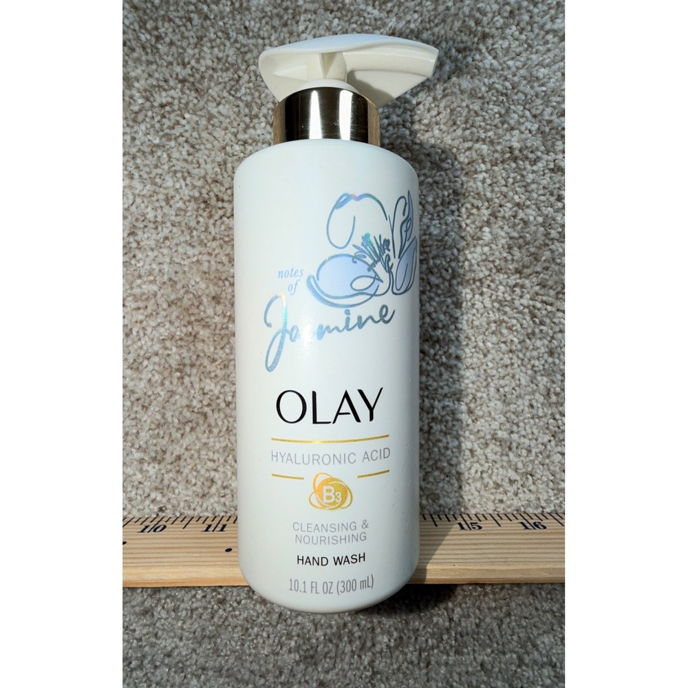 Olay Cleansing & Nourishing Hand Wash Hyaluronic Acid Vitamin B3 Jasmine 10.1oz